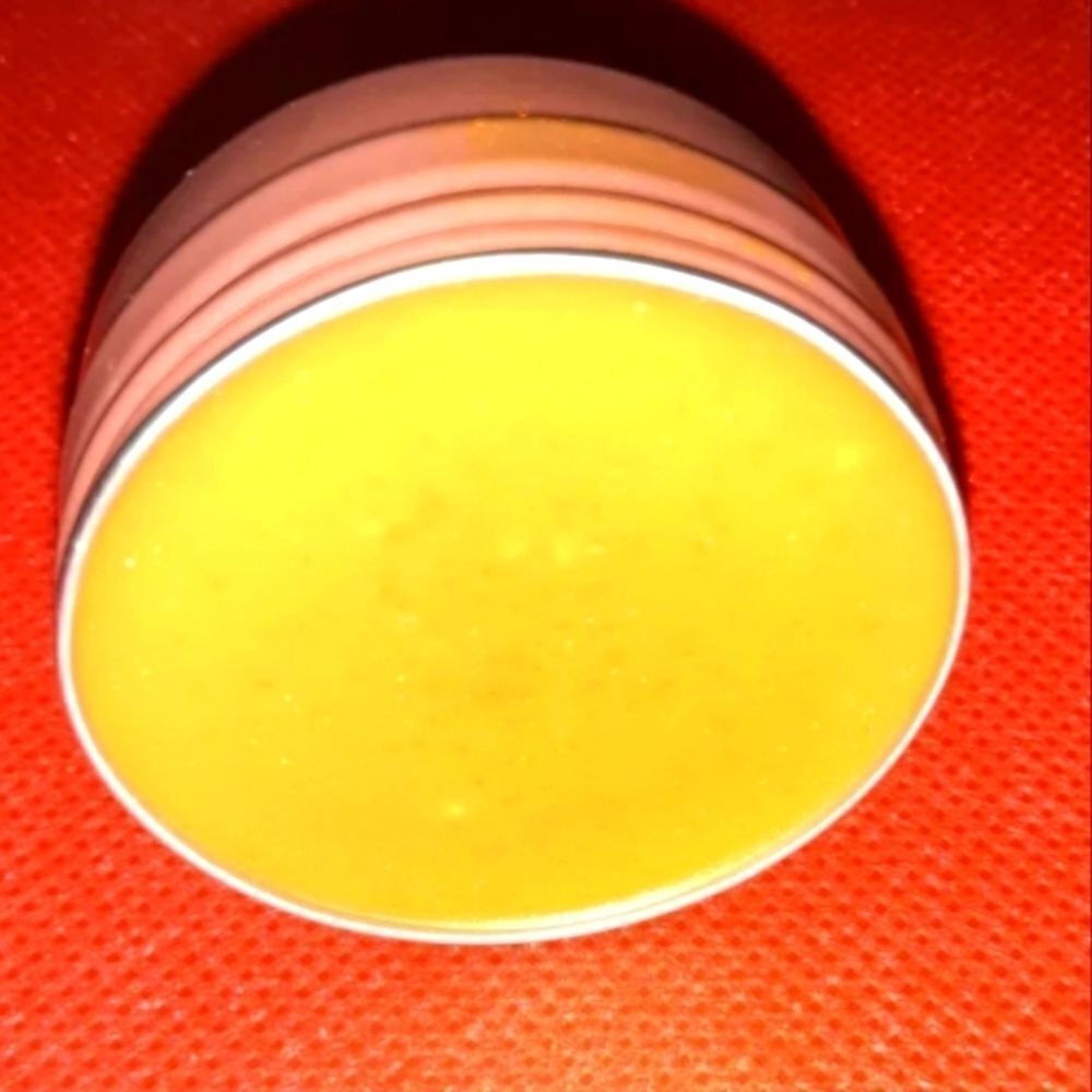 Hand CRAFTED Turmeric LEMON LIP BALM - Picture 4 of 4